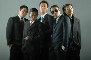 Rock Starအဖြဲ့