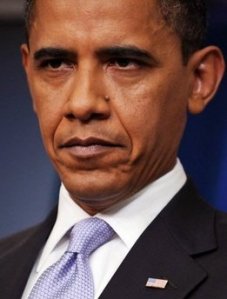 မၿငိမ္သက္ မႈ မ်ား၏ ေနာက္ ေတာ္လွန္ေရး ႏွင့္ အစိုးရျဖဳတ္ခ်ေရးက ကၽြဲကူးေရပါ ဆိုသကဲ့သို ့ပါလာမည္ ကို မသိပဲ ဘယ္အစိုးရတက္တက္ အတူတူပဲ ဟူေသာ မွတ္ခ်က္ျဖင့္ ကနဦး ဆႏၵျပပြဲမ်ား ကို ေထာက္ခံမႈ မေပးခဲ့သည့္ အိုဘားမားမွာ ေရြးေကာက္ပြဲ မတိုင္ခင္က အီရန္ ေခါင္းေဆာင္ စီ ေပးပို ့ခဲ့သည့္ ဆက္ဆံေရးတိုးျမွင့္ ၾကရေအာင္ ဟူေသာ စာေၾကာင့္ ျပည္တြင္း ျပည္ပတြင္ ေ၀ဖန္မႈ မ်ား ႏွင့္ ႀကံဳေတြ ့ေန