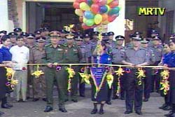 ျမန္မာႏိုင္ငံကူးလက္မွတ္ ထုတ္ေပးေရးေျခာက္ထပ္ရံုးသစ္ အေဆာက္အဦ ဖြင့္လွစ္စဥ္အခ်ိန္က 