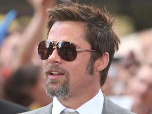Actor Brad Pitt attends the German premiere of Inglourious Basterds.