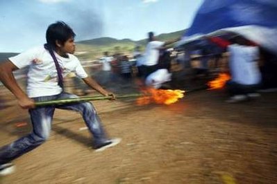 ေတာင္ႀကီးတန္ေဆာင္တိုင္ 