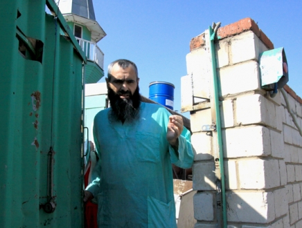 ကေလးမ်ား ကို ဖမ္းဆီးထားသည့္ တာတာစတန္ ေဒသမွ မြတ္ဆလင္ ဗလီ 