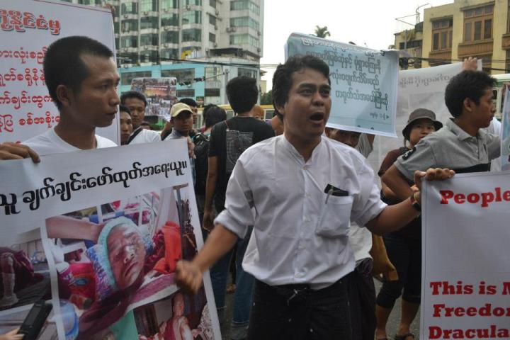 530435_542120942483724_333875284_n