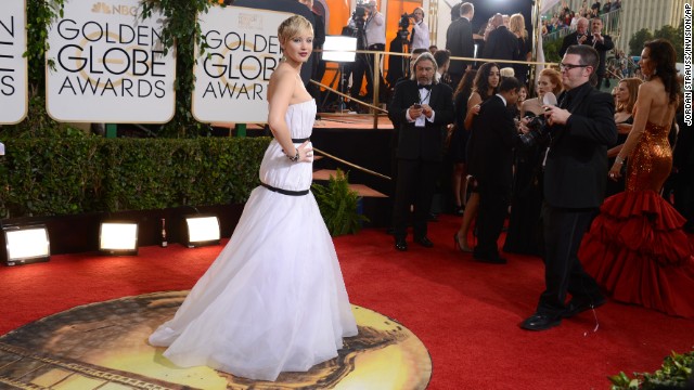 140112210506-golden-globes-red-carpet---jennifer-lawrence-02-horizontal-gallery