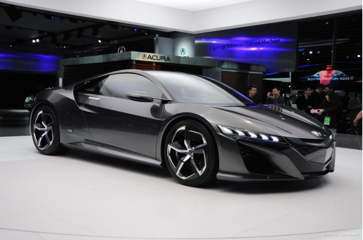 2014-acura-nsx-concept-at-the-2013-detroit-auto-show_100416116_l